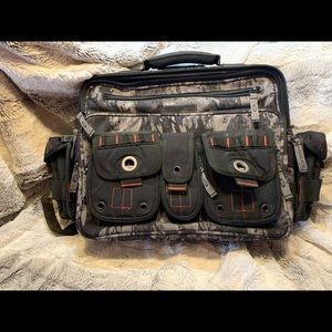 Oakley tactical laptop messenger bag